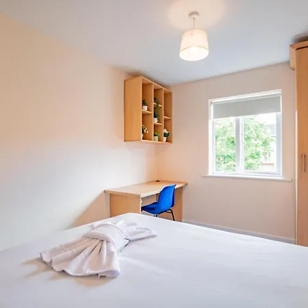 Modern Comfortable In * Limerick Junction